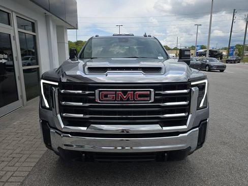 New 2026 GMC Sierra 2500 SLE w/ SLE Value Package; AWD/4WD image 2