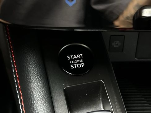 Used 2025 Nissan Kicks SR FWD image 24