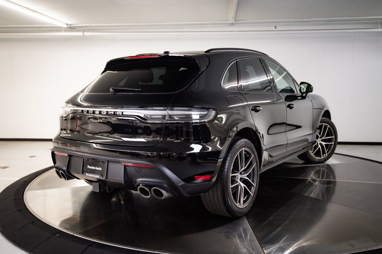 Certified 2024 Porsche Macan AWD/4WD image 7