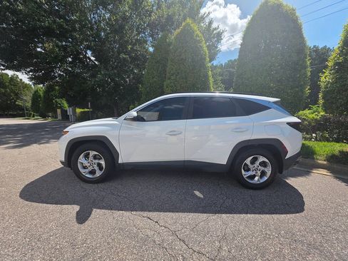 Used 2023 Hyundai Tucson SEL FWD image 2