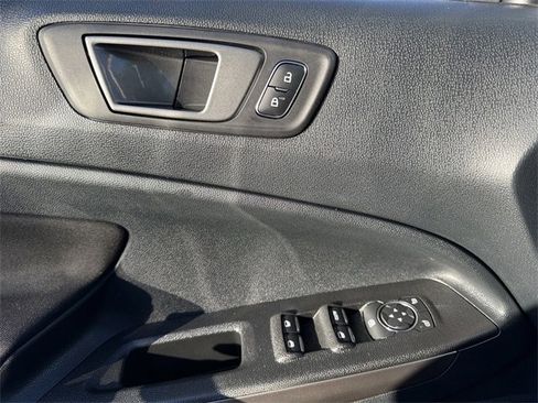 Used 2021 Ford EcoSport SE image 22