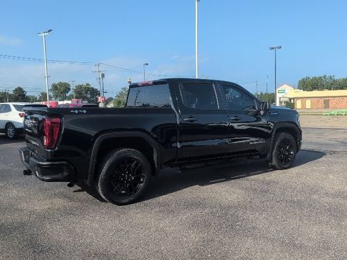Used 2024 GMC Sierra 1500 Pro w/ Graphite Edition AWD/4WD image 9