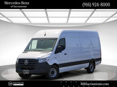 New 2024 Mercedes-Benz eSprinter 170 Cargo image 1