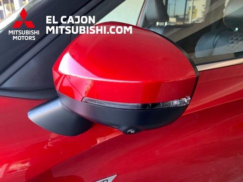 Used 2025 Mitsubishi Outlander SEL image 10