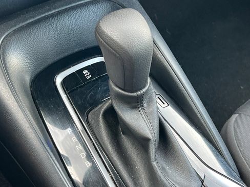 Used 2023 Toyota Corolla LE FWD image 31