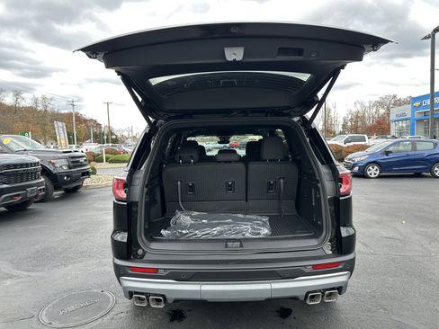 New 2026 GMC Acadia Elevation image 32