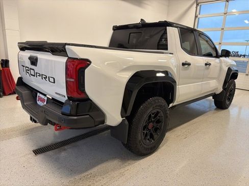 Used 2025 Toyota Tacoma TRD Pro image 10