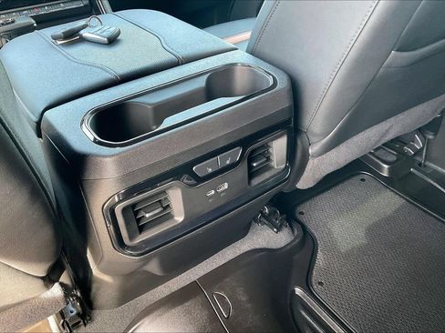 Used 2024 GMC Sierra 1500 AT4 AWD/4WD image 11