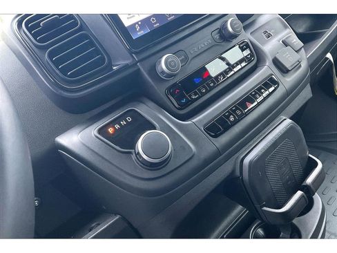 Used 2024 RAM ProMaster 3500 w/ Delivery Van Package image 17