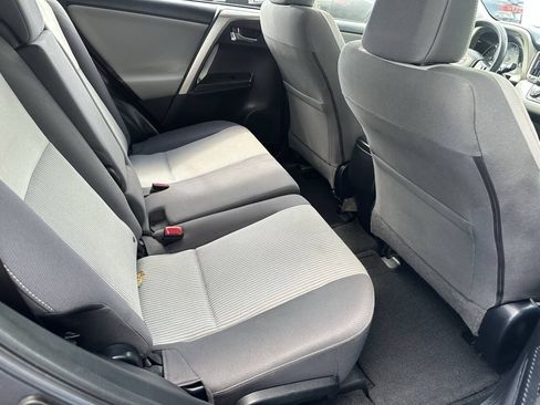 Used 2014 Toyota RAV4 XLE FWD image 15