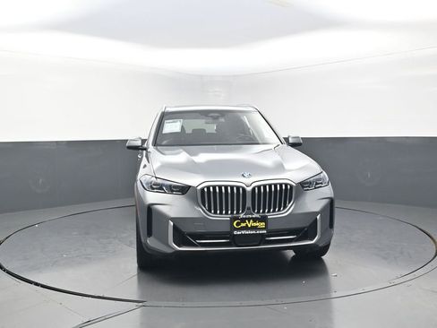 Used 2024 BMW X5 xDrive40i w/ Premium Package AWD/4WD image 4