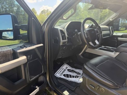 Used 2019 Ford F350 Lariat w/ Lariat Ultimate Package AWD/4WD image 11