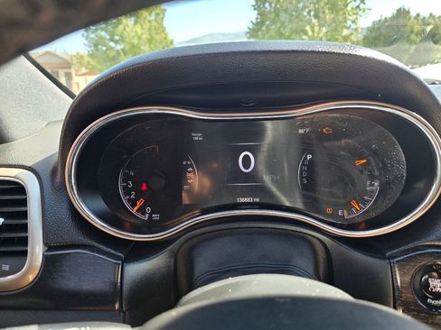 Used 2014 Jeep Grand Cherokee Laredo AWD/4WD image 14