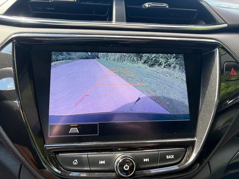 Used 2022 Chevrolet TrailBlazer RS w/ Sun and Liftgate Package AWD/4WD image 28