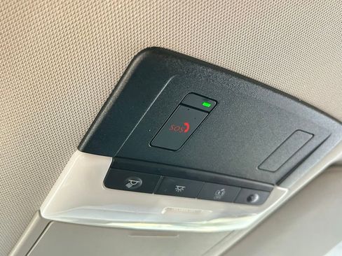 Used 2023 Nissan Pathfinder SV image 53