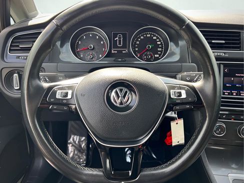 Used 2019 Volkswagen Golf S AWD/4WD image 41