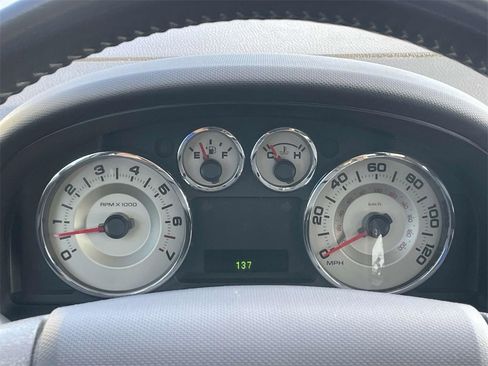 Used 2010 Ford Edge SEL image 28