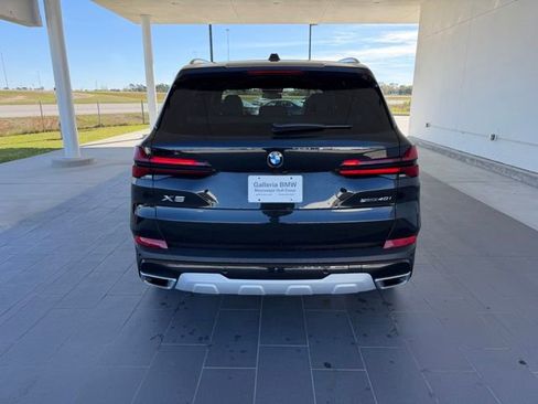Certified 2025 BMW X5 sDrive40i w/ Premium Package image 8