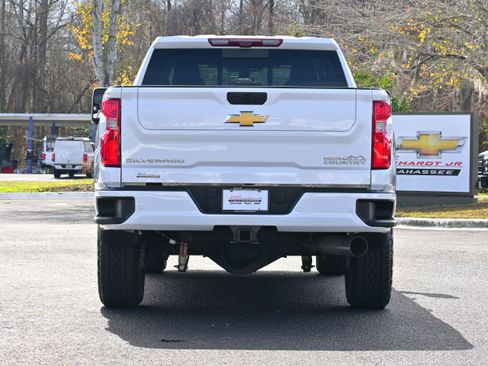 Used 2023 Chevrolet Silverado 2500 High Country w/ Z71 Off-Road Package image 32