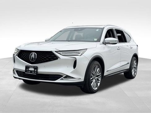 Used 2024 Acura MDX SH-AWD w/ Advance Package image 3