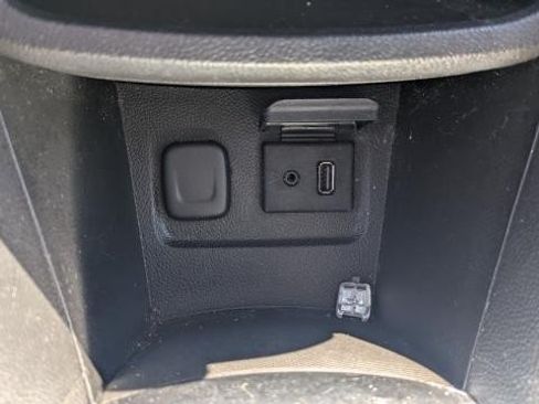 Used 2015 Buick Encore Convenience AWD/4WD image 11