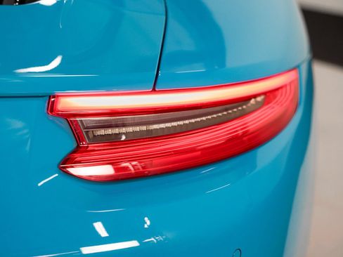 Used 2017 Porsche 911 Carrera S RWD image 19