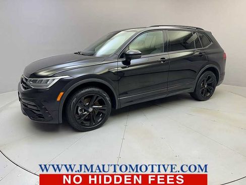 Used 2024 Volkswagen Tiguan SE R-Line AWD/4WD image 1