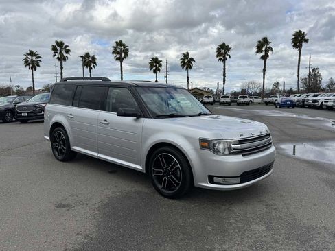 Used 2013 Ford Flex SEL image 11