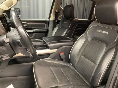 Used 2021 RAM 1500 Laramie image 11