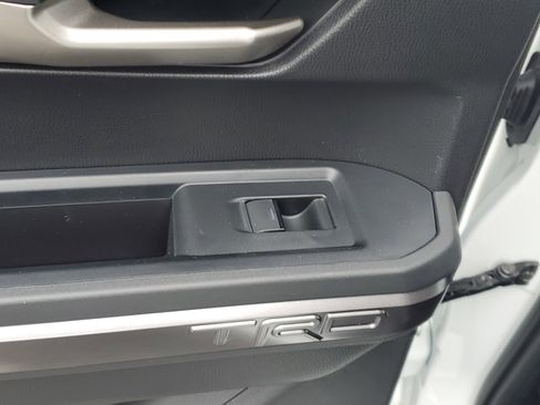 Certified 2025 Toyota Tacoma TRD Sport image 17