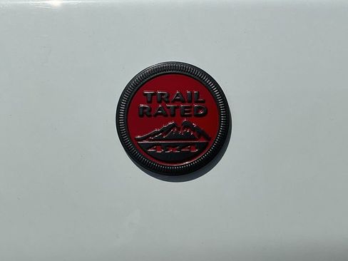 Used 2025 Jeep Compass Trailhawk AWD/4WD image 18