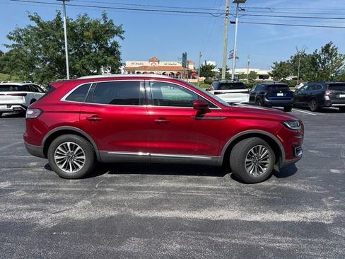 Used 2019 Lincoln Nautilus Select FWD image 7