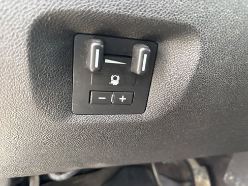 Used 2013 Chevrolet Silverado 2500 LT image 29