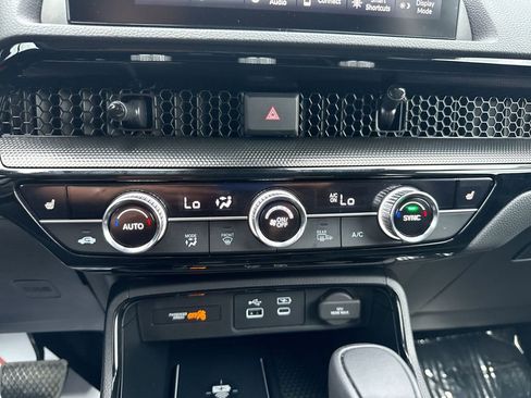 Used 2025 Honda CR-V EX-L image 17