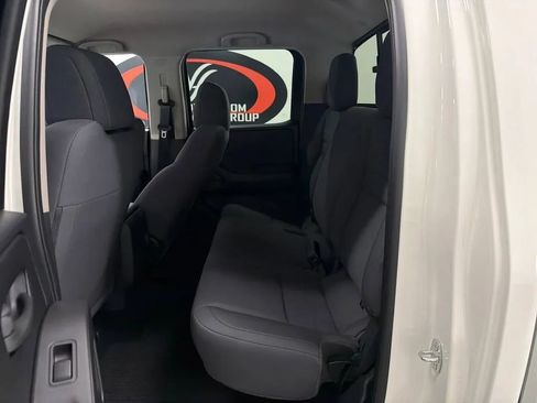 Used 2026 Nissan Frontier S w/ Tow Package AWD/4WD image 12