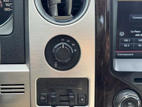 Used 2014 Ford F150 Platinum image 12