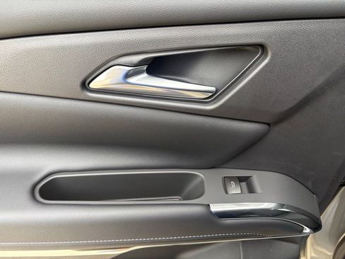 New 2026 Chevrolet Traverse LT w/ LPO, Floor Liner Package FWD image 41