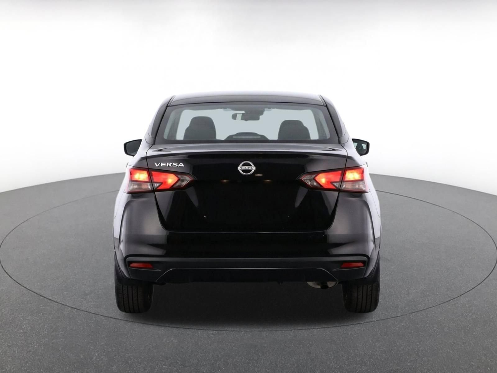 Used 2025 Nissan Versa SV FWD image 7