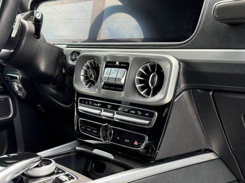 Used 2021 Mercedes-Benz G 550 w/ Exclusive Interior Package image 38