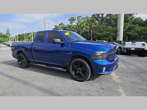 Used 2018 RAM 1500 Express RWD image 37