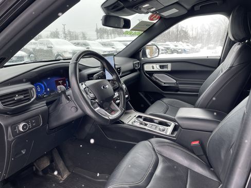 Certified 2021 Ford Explorer ST w/ Equipment Group 401A image 12