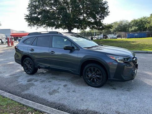 Used 2025 Subaru Outback Onyx Edition XT w/ Tech Package 3 AWD/4WD image 7
