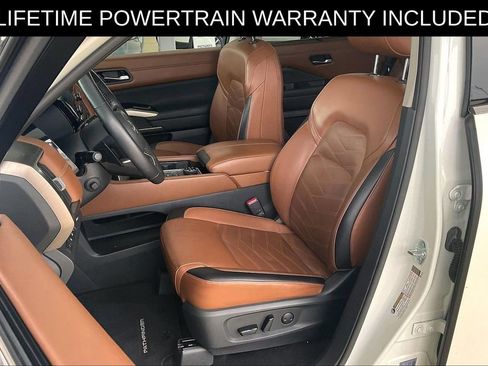 Used 2023 Nissan Pathfinder Platinum w/ Cargo Package AWD/4WD image 28