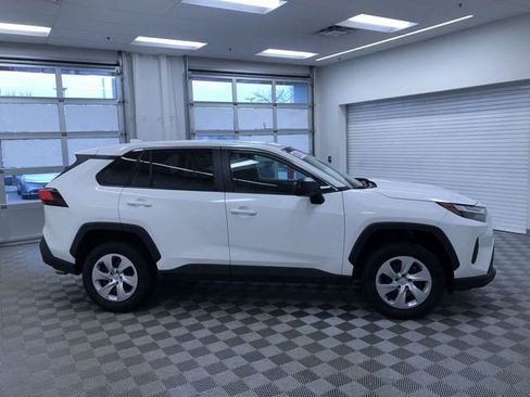 Certified 2025 Toyota RAV4 LE image 35