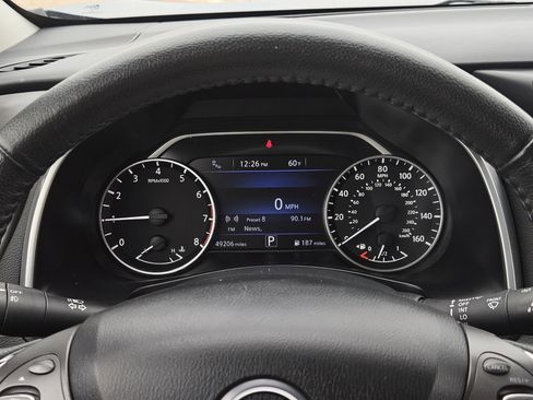Used 2023 Nissan Murano SV FWD image 16