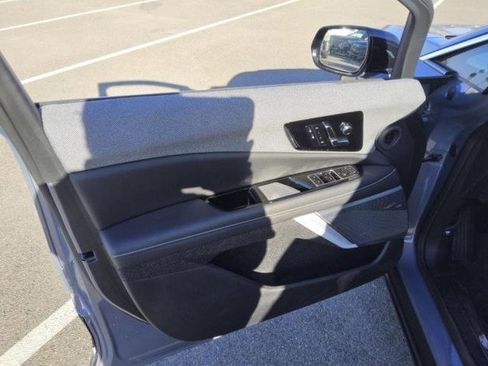 Used 2025 Cadillac Optiq Luxury 1 image 3