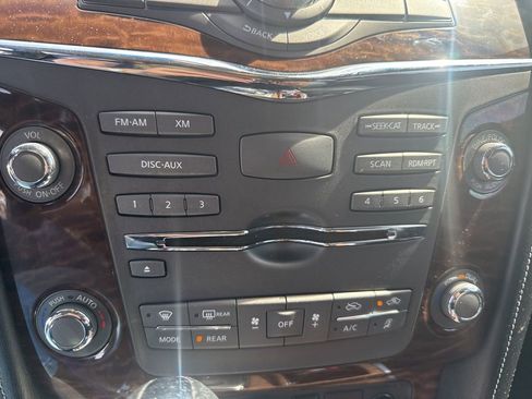 Used 2017 Nissan Armada Platinum image 5