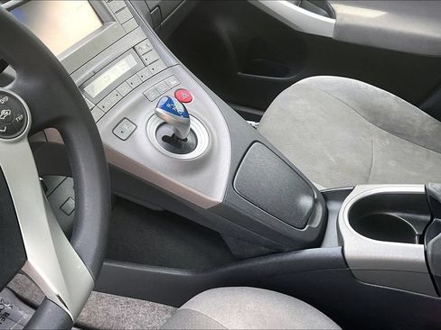 Used 2013 Toyota Prius Two FWD image 17