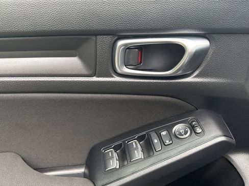 Certified 2025 Honda Civic Sport image 5