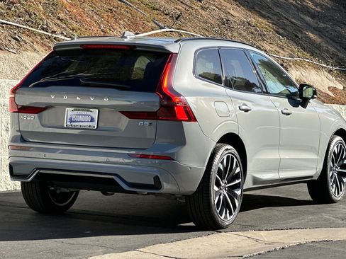New 2026 Volvo XC60 B5 Ultra w/ Climate Package AWD/4WD image 4